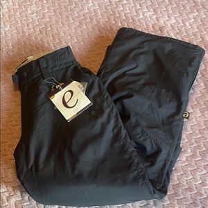 🌸Turbine E408 Youth Snow pants - size Medium
